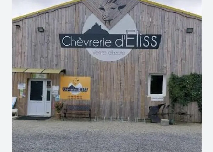 Le Petit Concise A 20mn Du Mont Michel Nyaraló